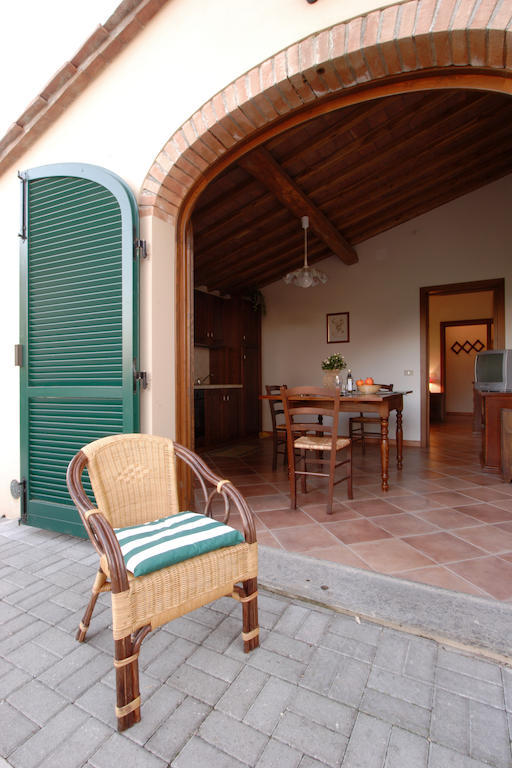 Agriturismo Quattro Pini كاستاجنيتو كاردوتشي الغرفة الصورة