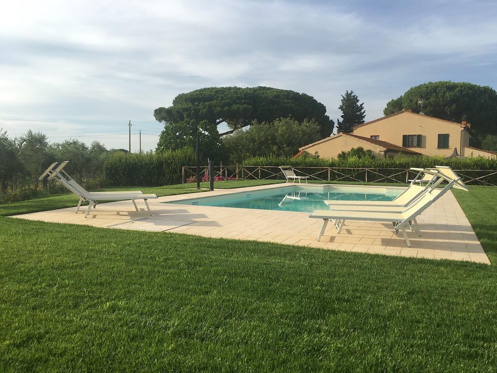 Agriturismo Quattro Pini كاستاجنيتو كاردوتشي المظهر الخارجي الصورة