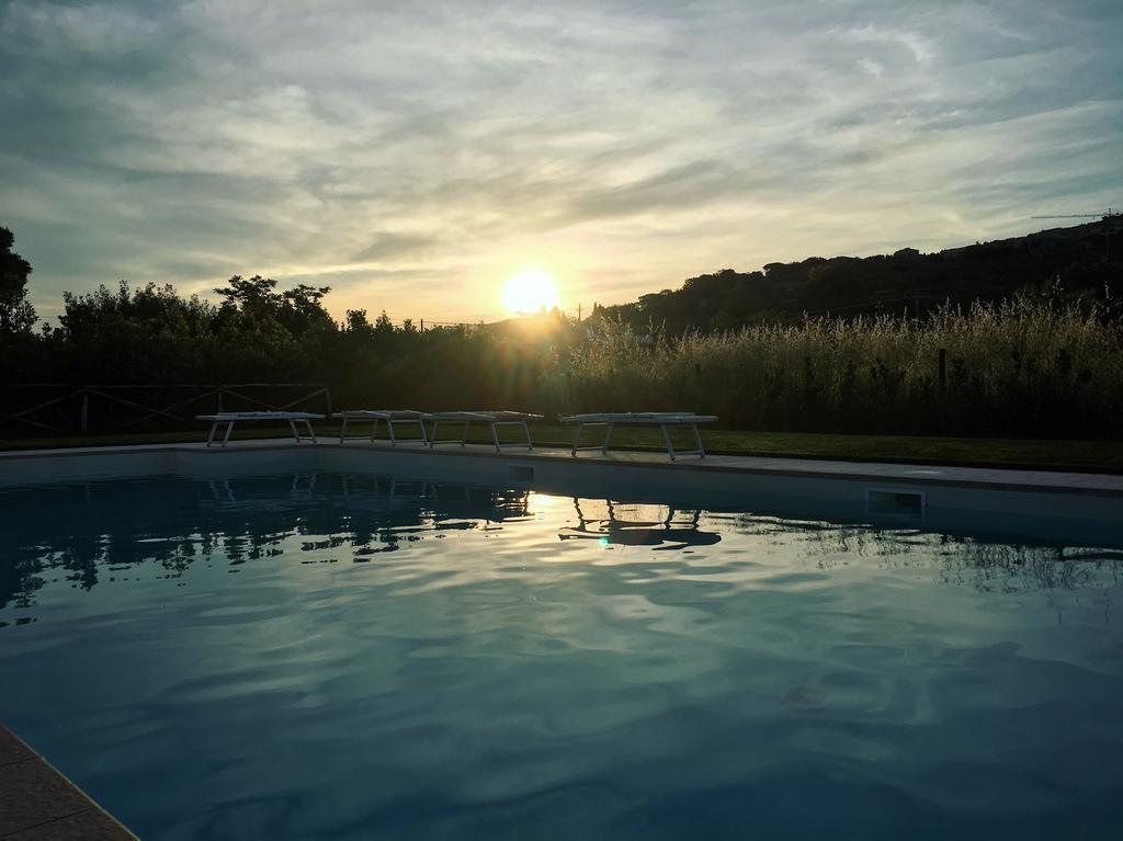 Agriturismo Quattro Pini كاستاجنيتو كاردوتشي المظهر الخارجي الصورة